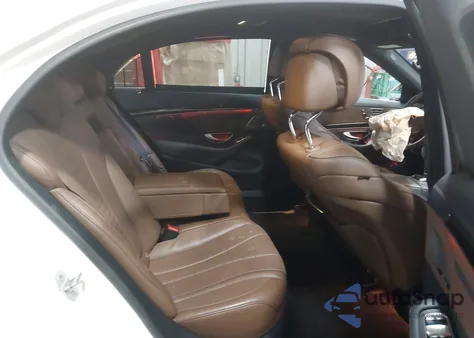 2016 Mercedes-Benz S 550 4Matic z USA, uszkodzony, nr VIN WDDUG8FB7GA214952